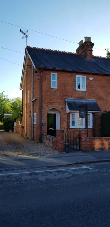 The Bakehouse Guesthouse Maidenhead Exteriör bild